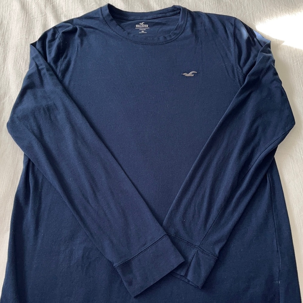 Hollister Navy Long Sleeve Tee